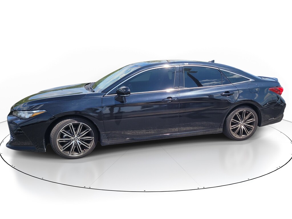 Used 2019 Toyota Avalon XLE Sedan