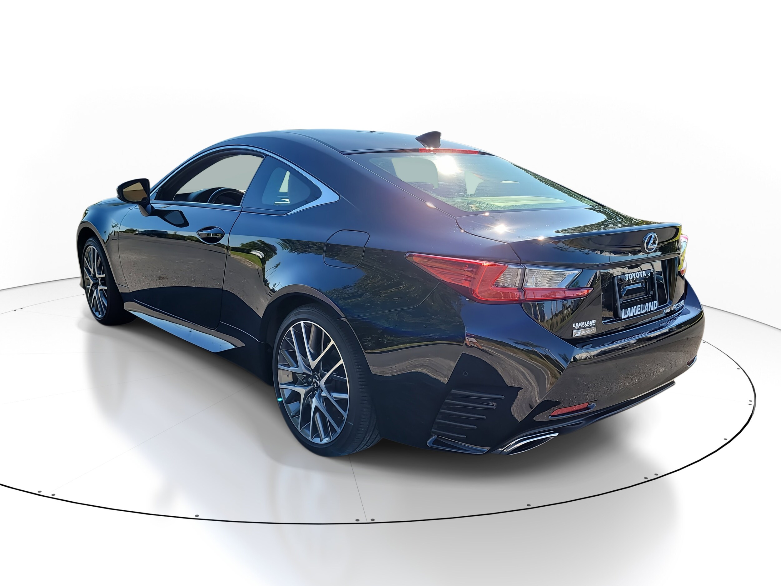 2016 Lexus RC 350 F SPORT photo 4