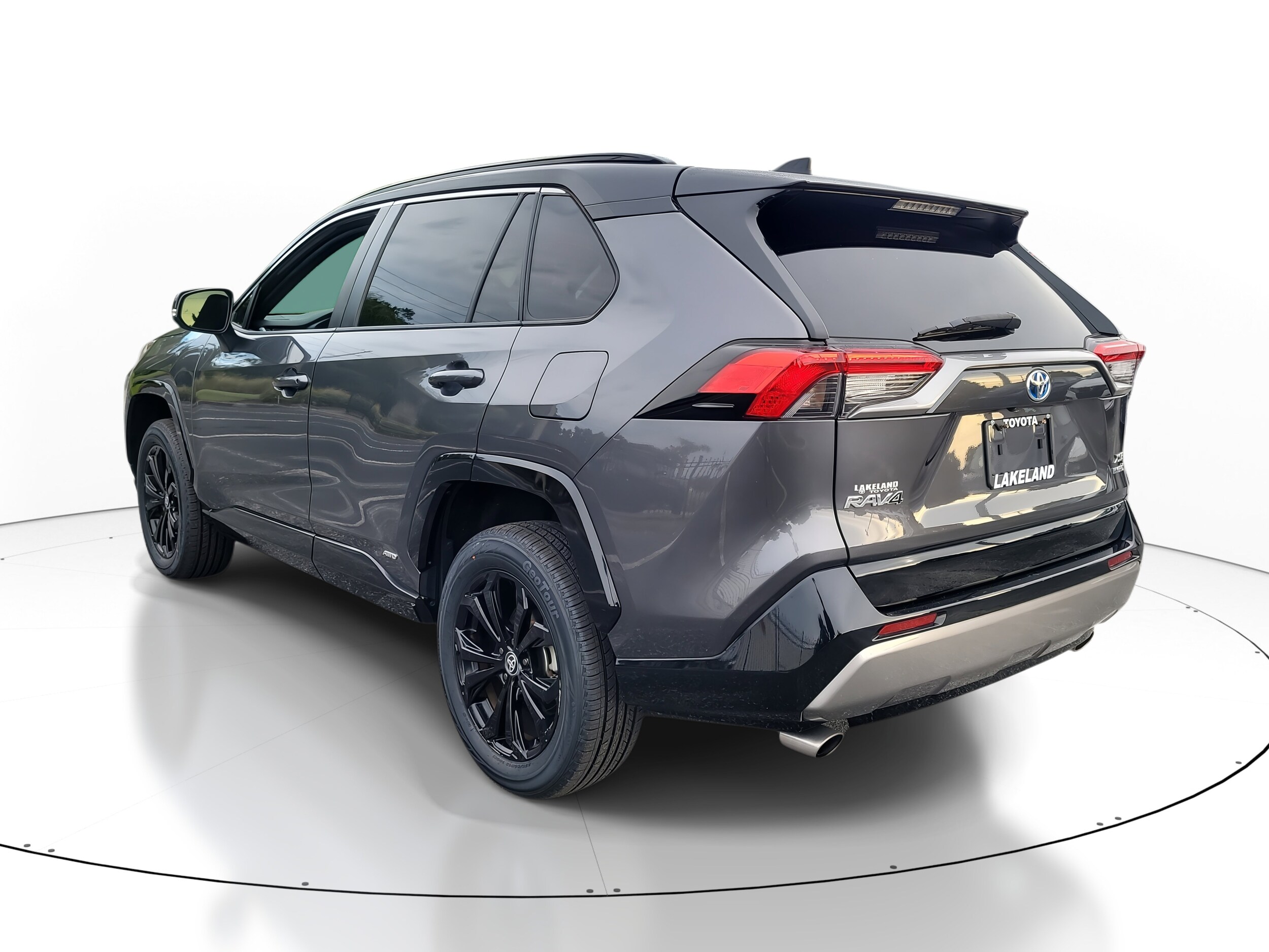 2022 Toyota RAV4 Hybrid XSE photo 4