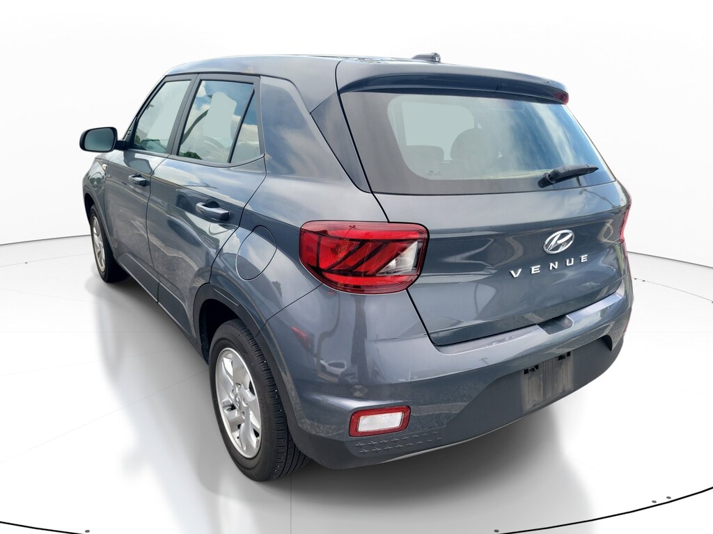 Used 2025 Hyundai Venue SE SUV