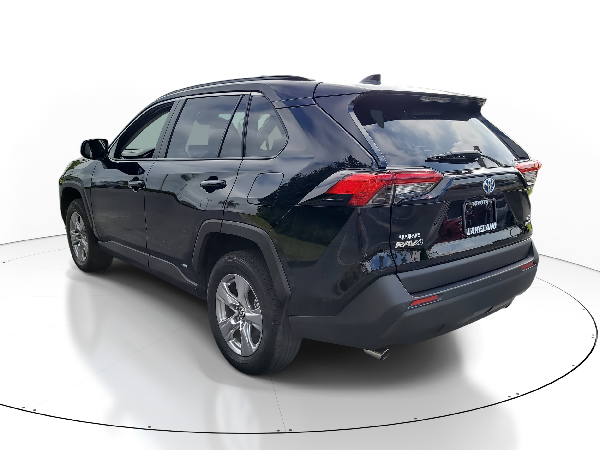 2024 Toyota RAV4 Hybrid LE photo 3