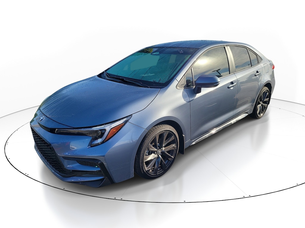 Used 2025 Toyota Corolla SE Sedan