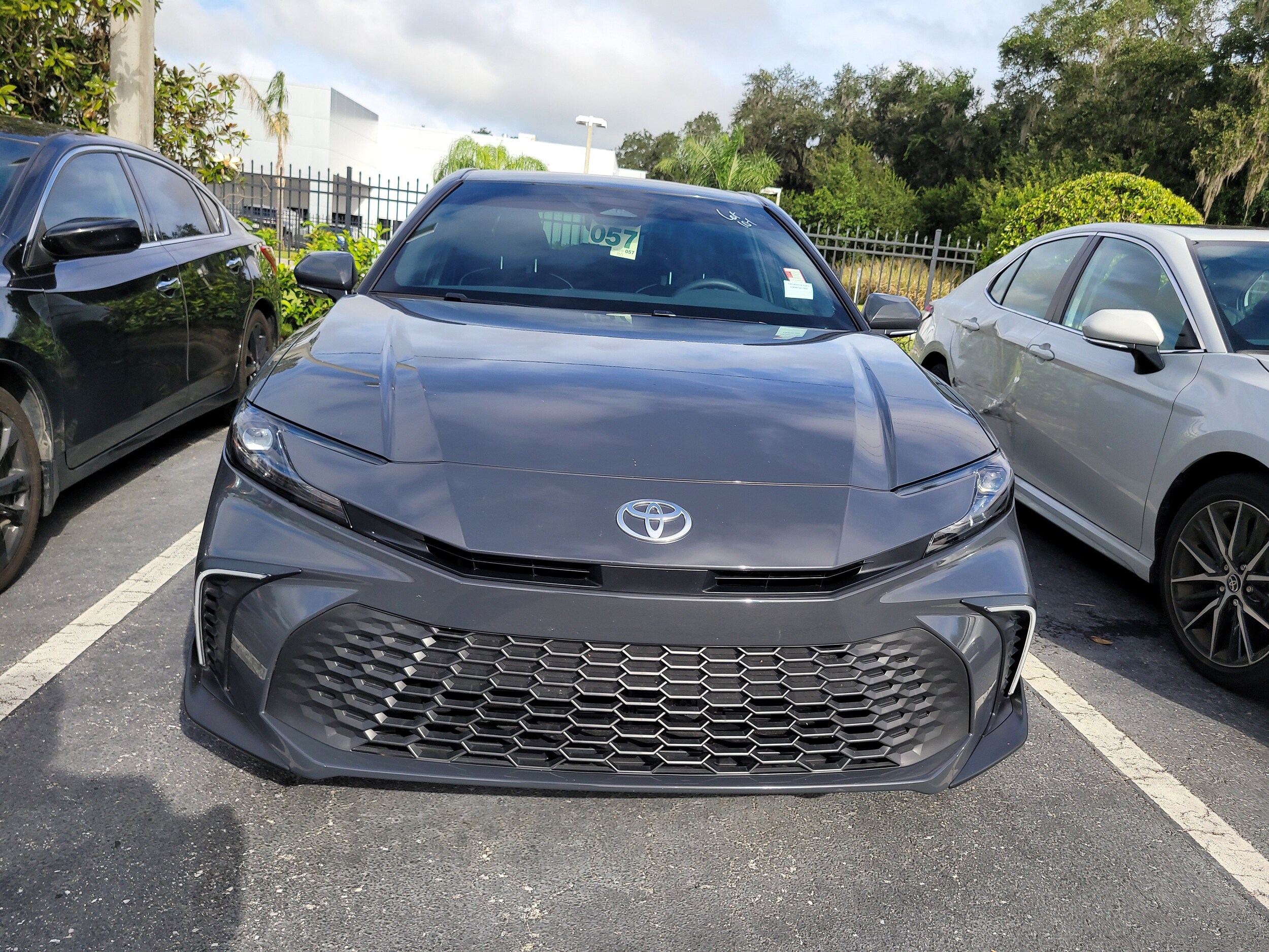 2025 Toyota Camry SE photo 2