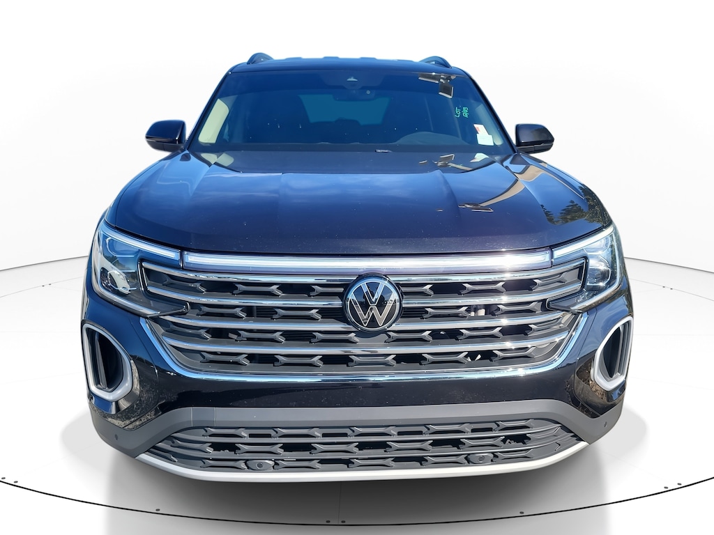 Used 2024 Volkswagen Atlas 2.0T SE w/Technology SUV