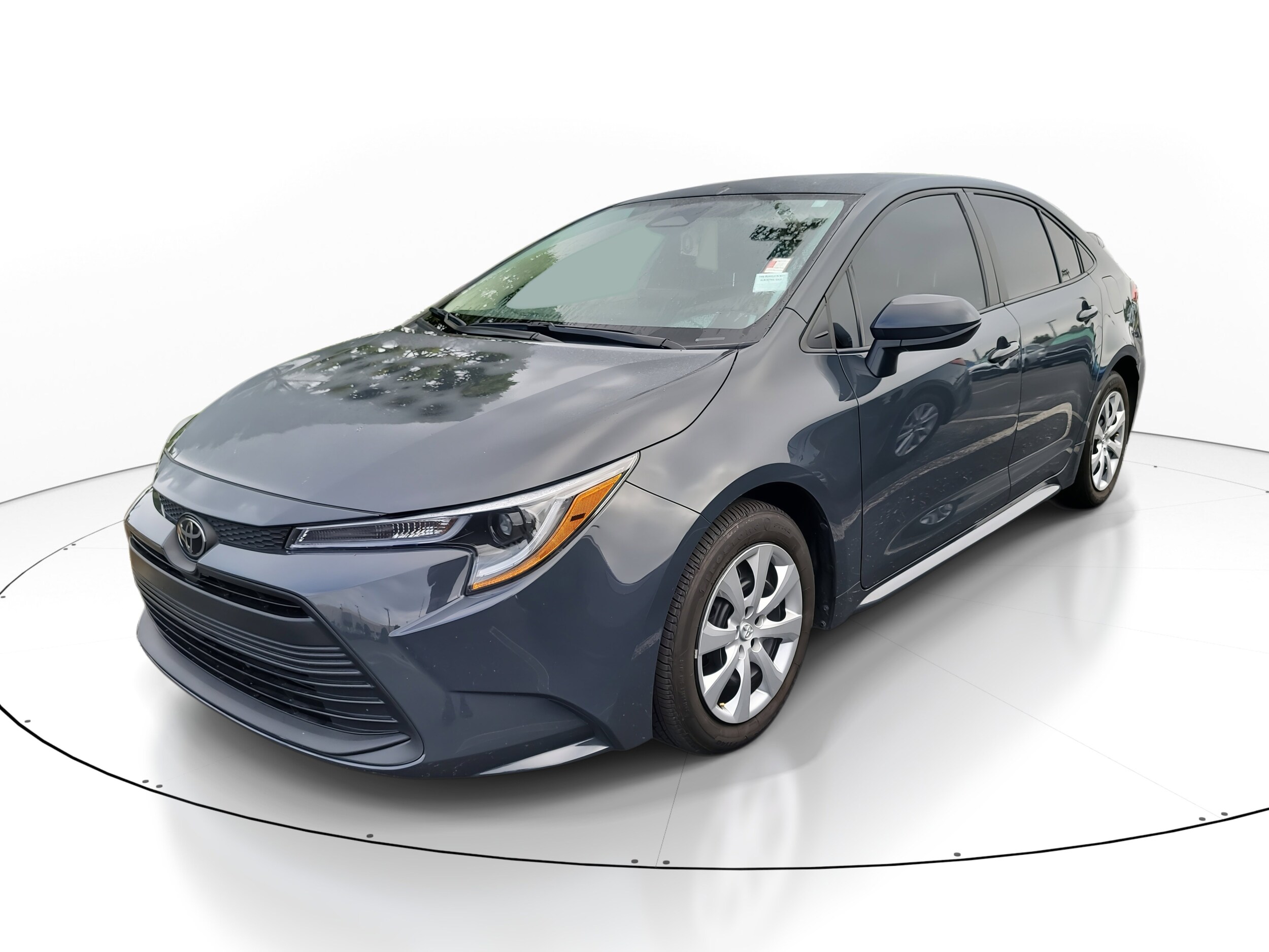 2024 Toyota Corolla LE photo 3