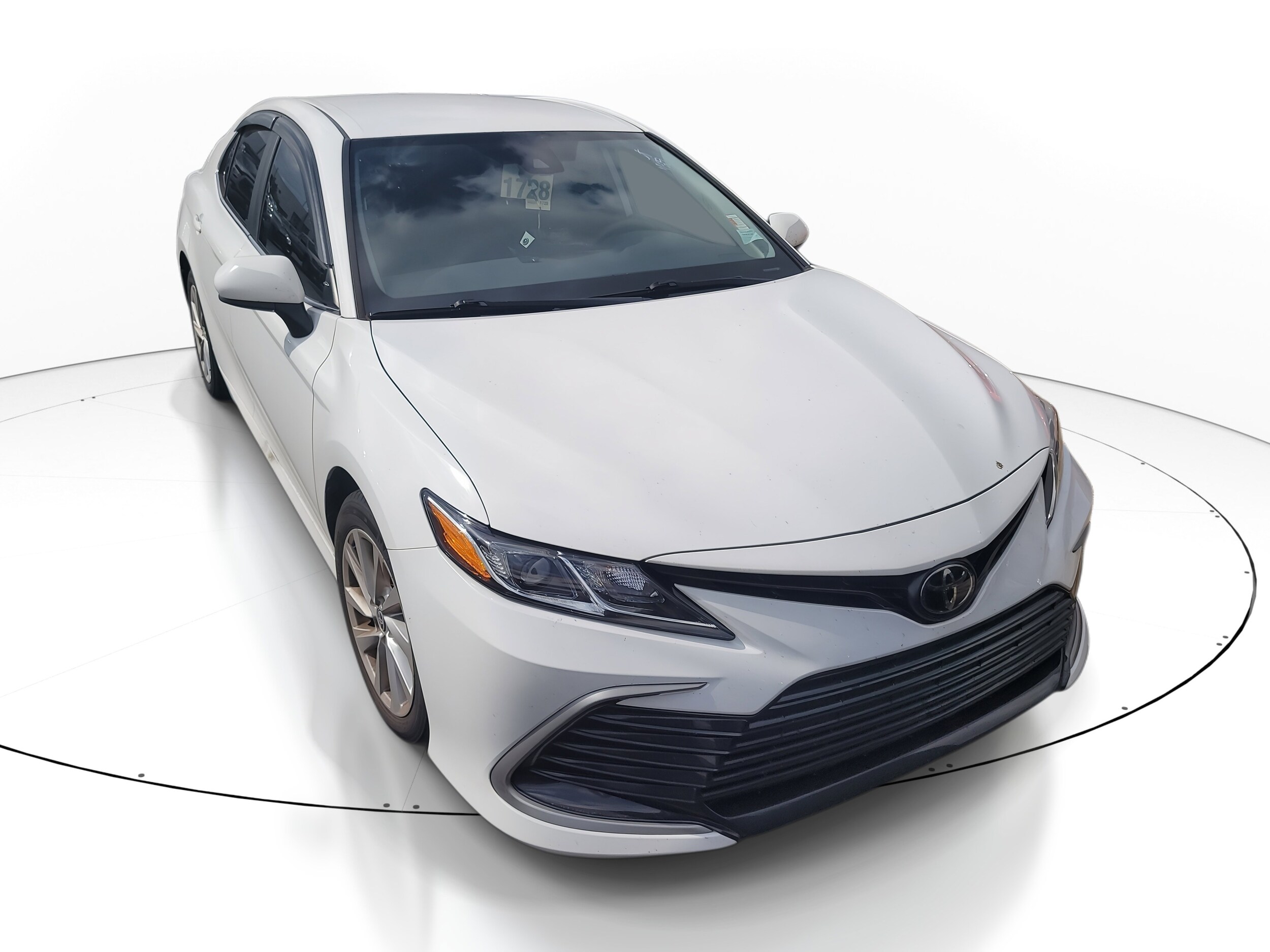 2023 Toyota Camry LE photo 2