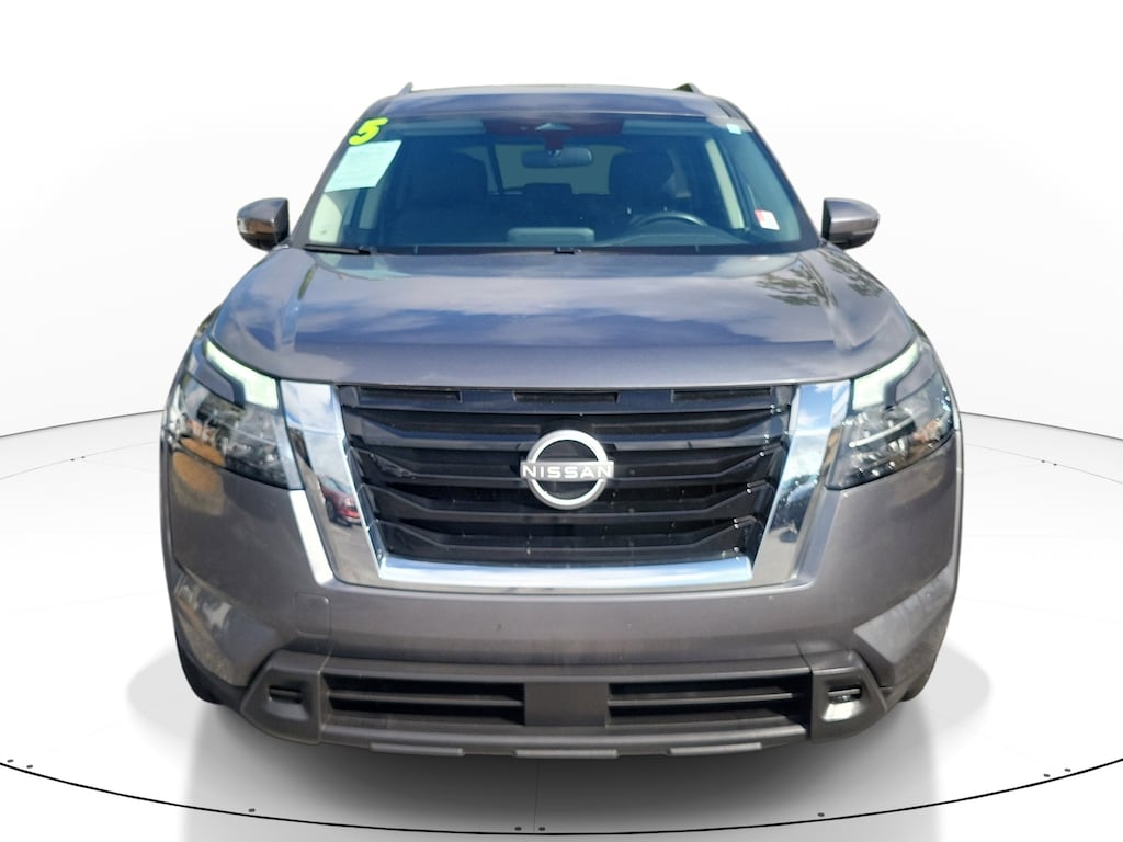 Used 2025 Nissan Pathfinder SV SUV