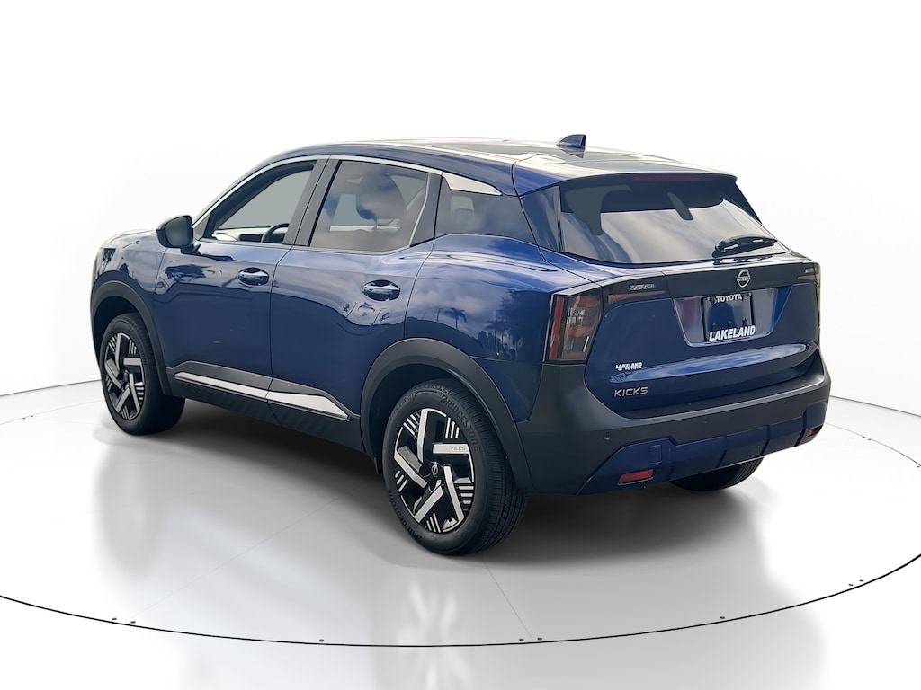 Used 2025 Nissan Kicks SV SUV