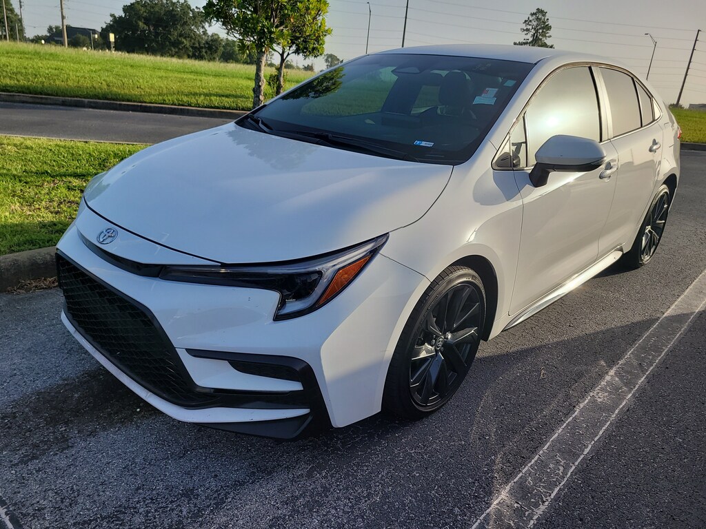 Used 2024 Toyota Corolla SE Sedan