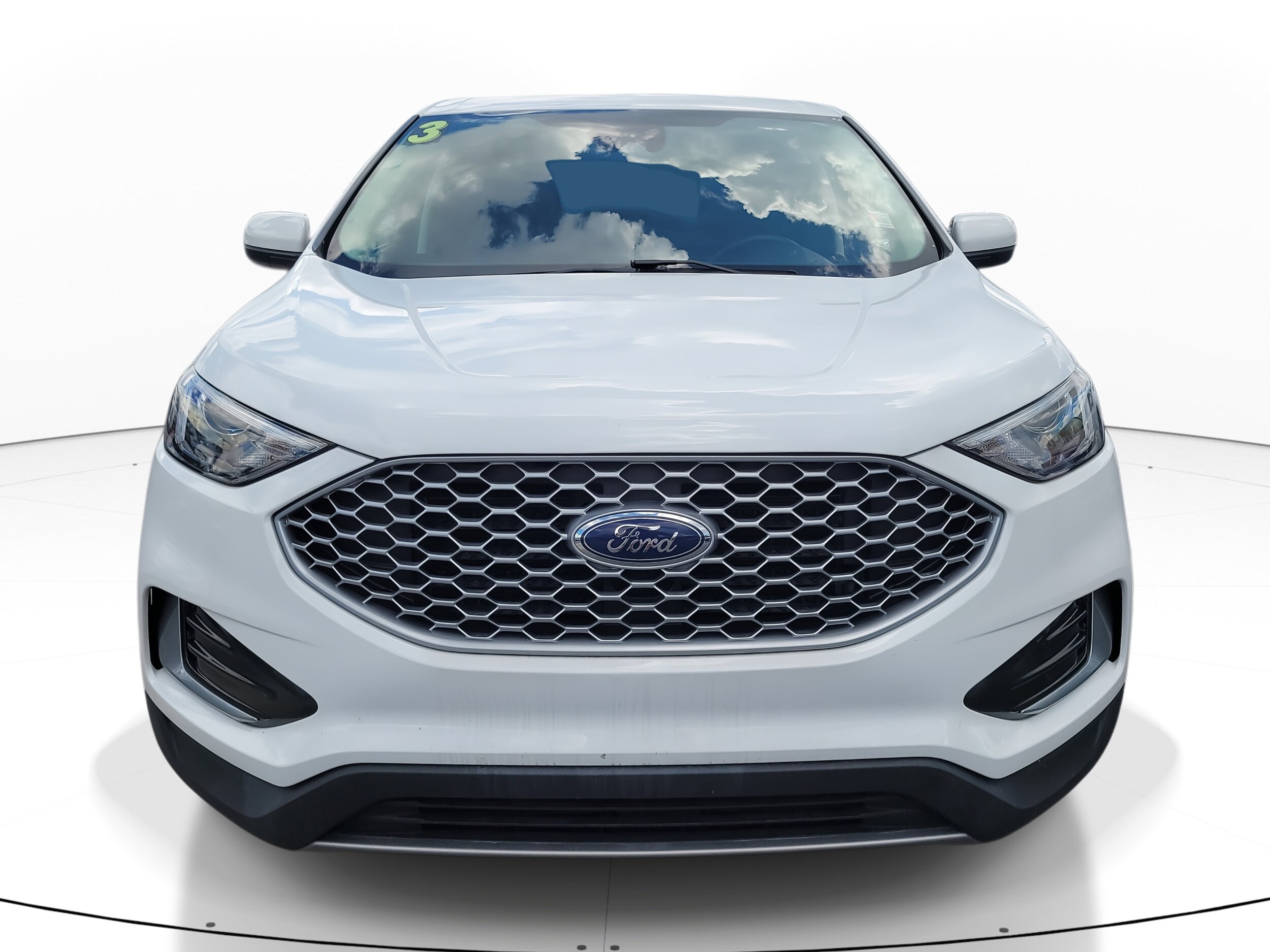 2023 Ford Edge SEL photo 2