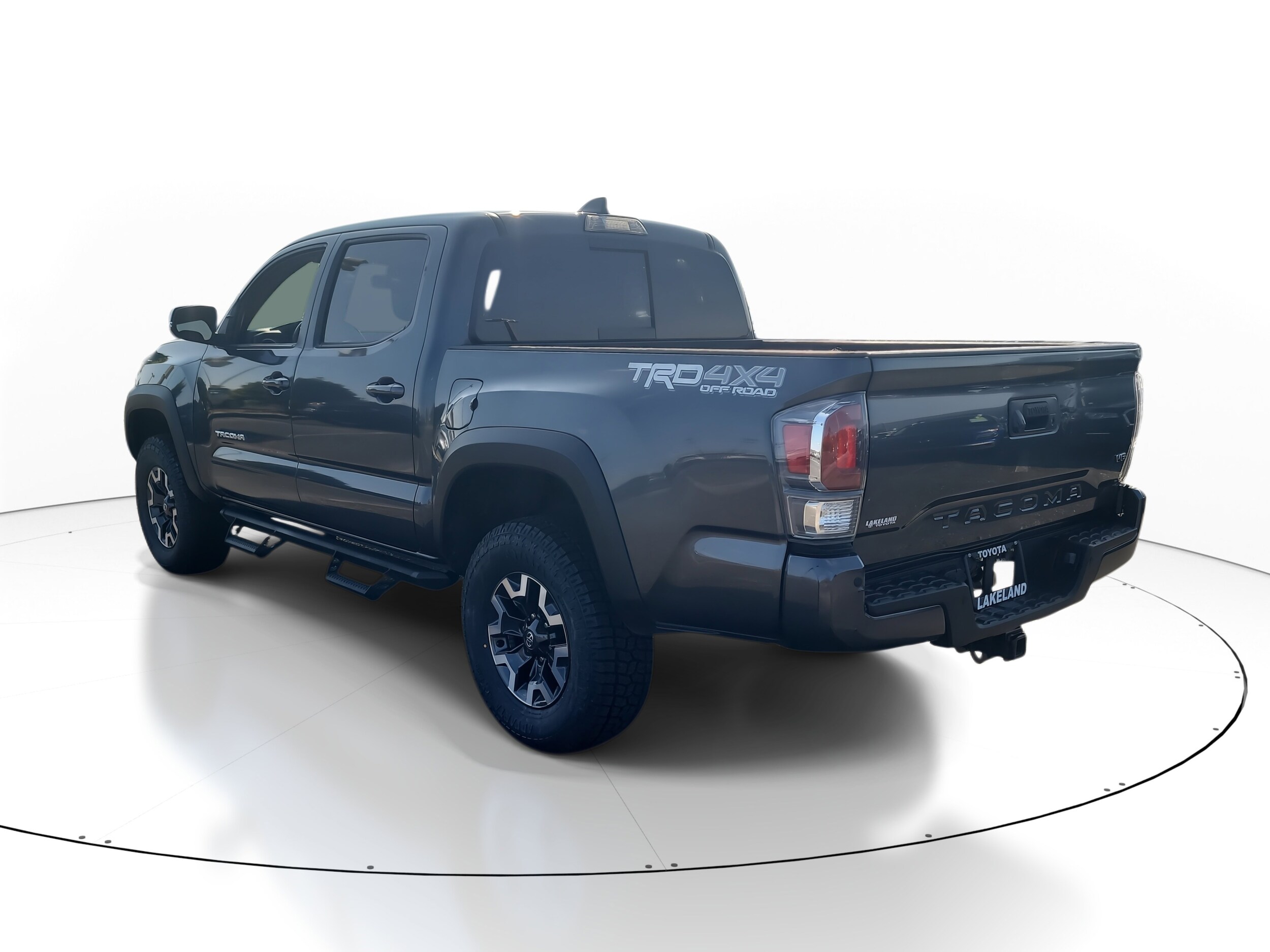 2023 Toyota Tacoma TRD V6 photo 4
