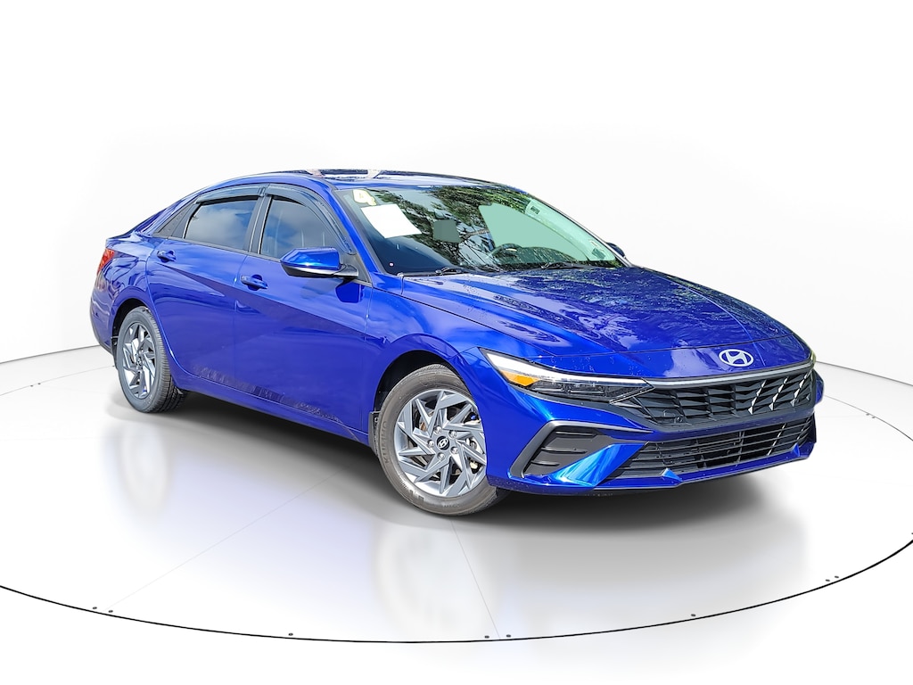 Used 2024 Hyundai Elantra SEL Sedan