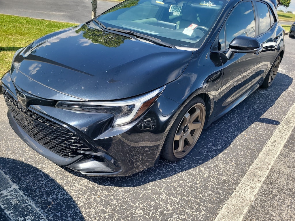 Used 2025 Toyota Corolla Hatchback SE Hatchback