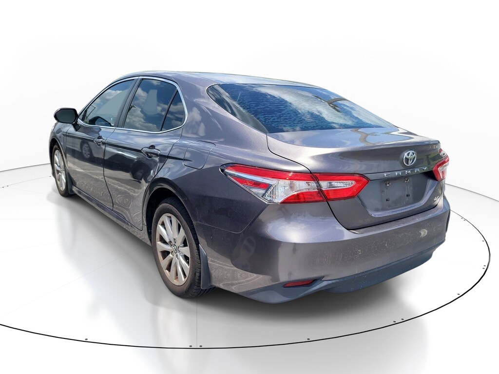 Used 2018 Toyota Camry LE Sedan