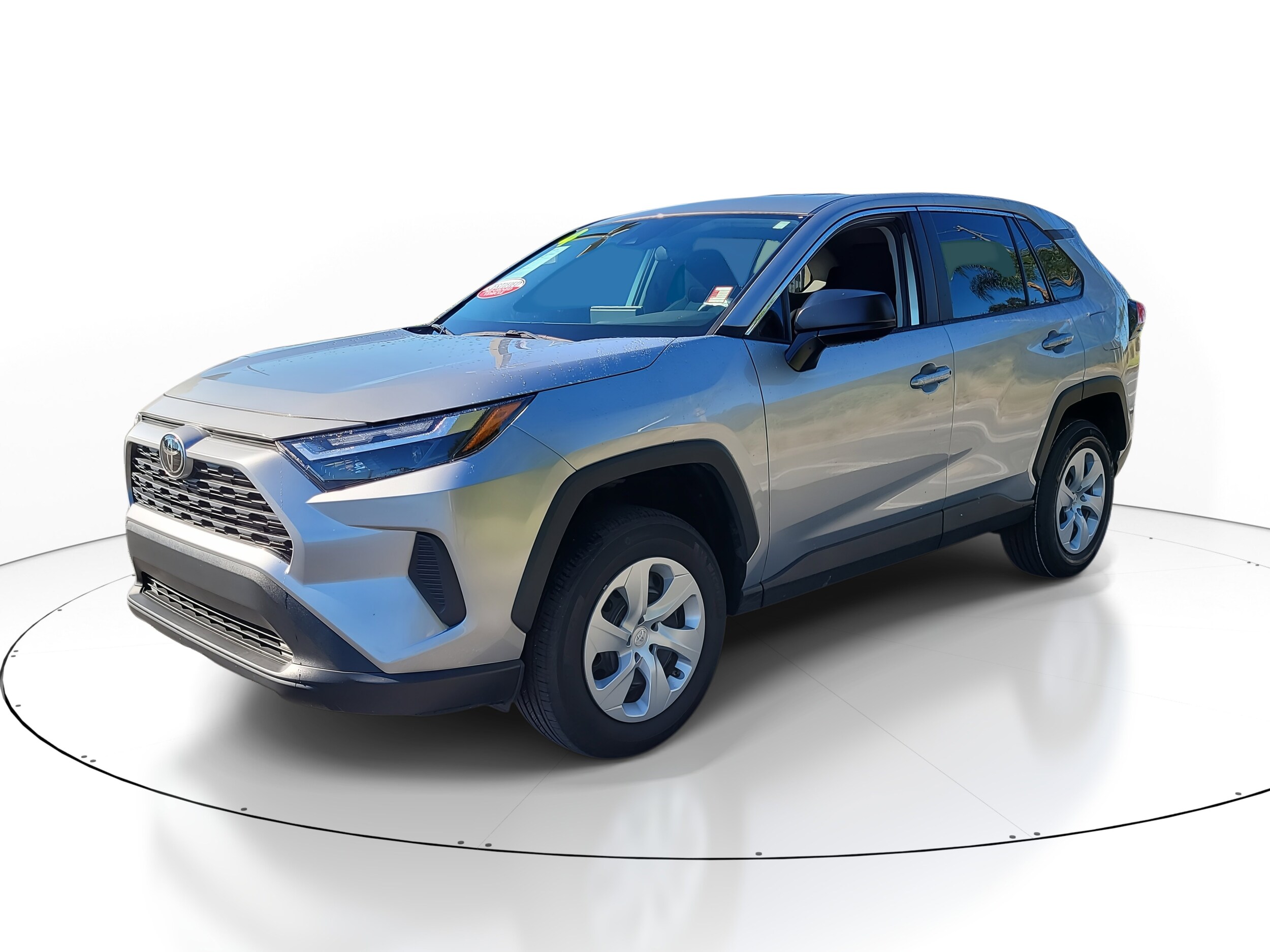 2024 Toyota RAV4 LE photo 3