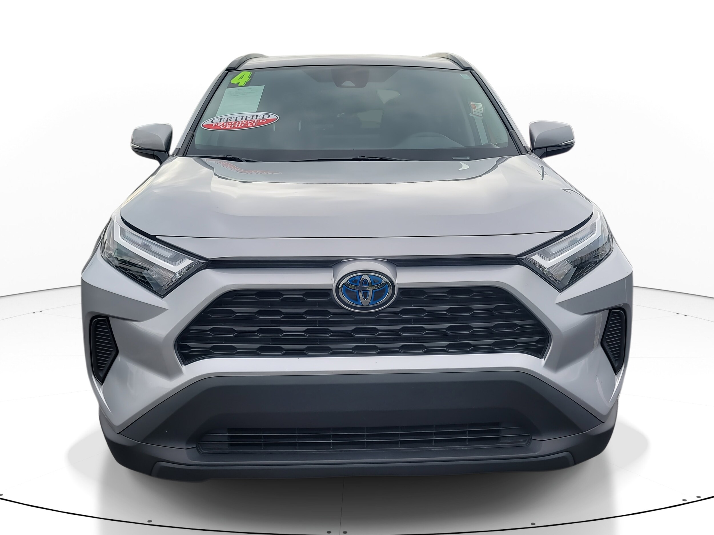 2024 Toyota RAV4 Hybrid XLE photo 2