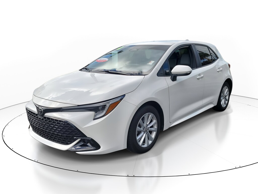 2024 Toyota Corolla SE photo 3