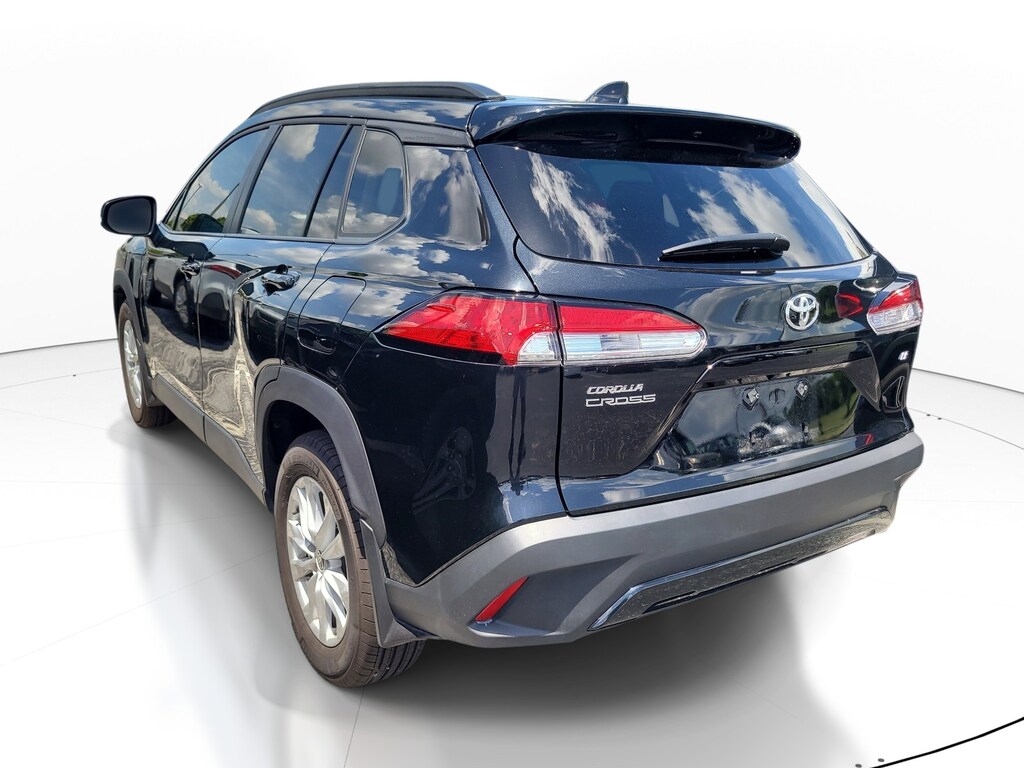 Used 2025 Toyota Corolla Cross LE SUV