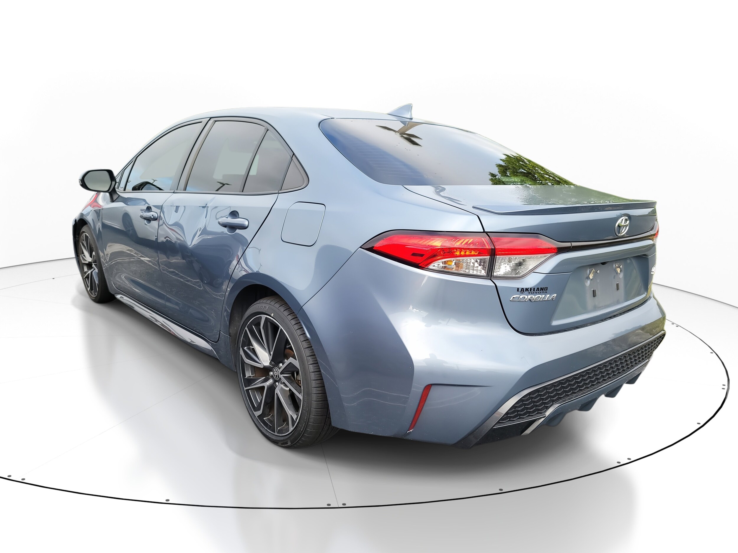 2022 Toyota Corolla SE photo 3
