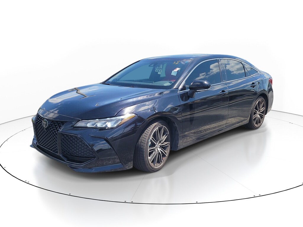 Used 2019 Toyota Avalon XLE Sedan