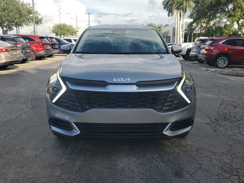 Used 2024 Kia Sportage LX SUV