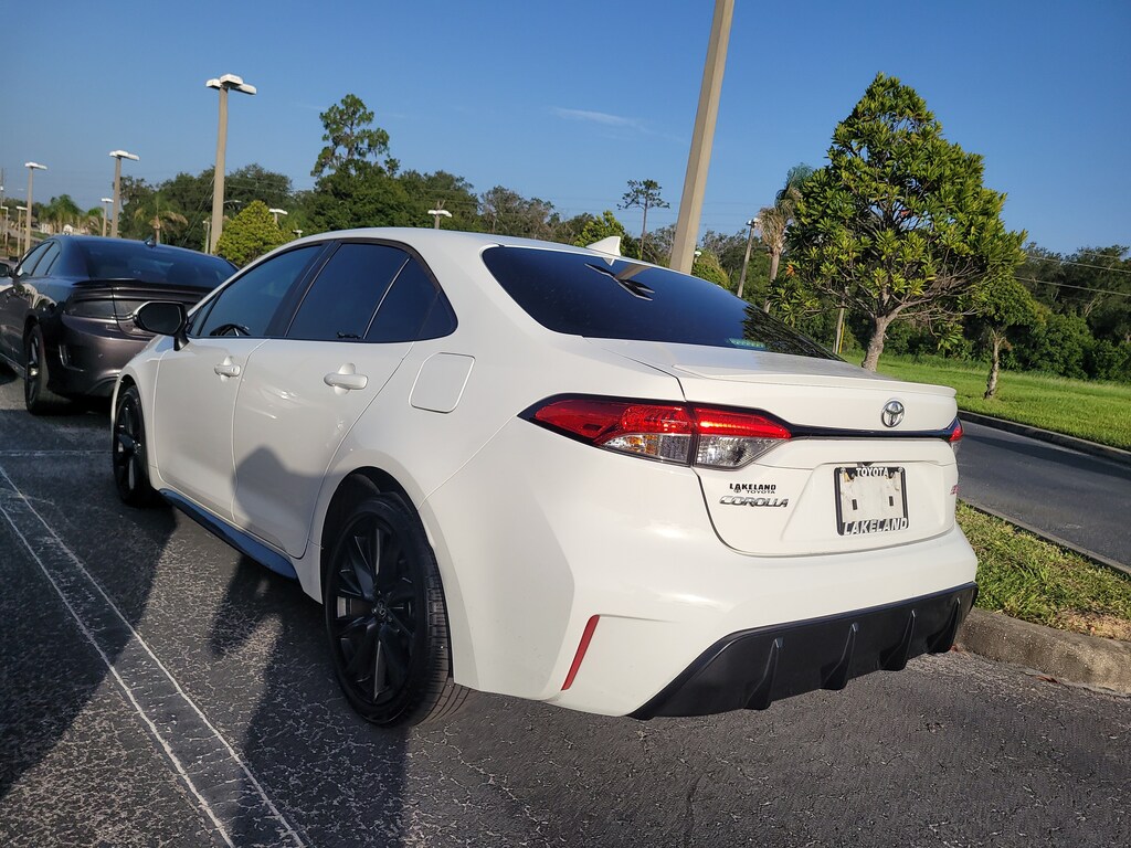 Used 2024 Toyota Corolla SE Sedan