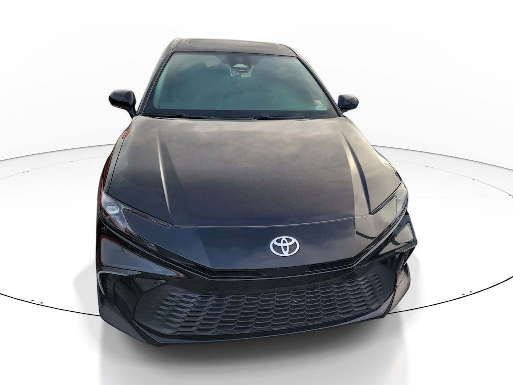 Used 2025 Toyota Camry SE Sedan