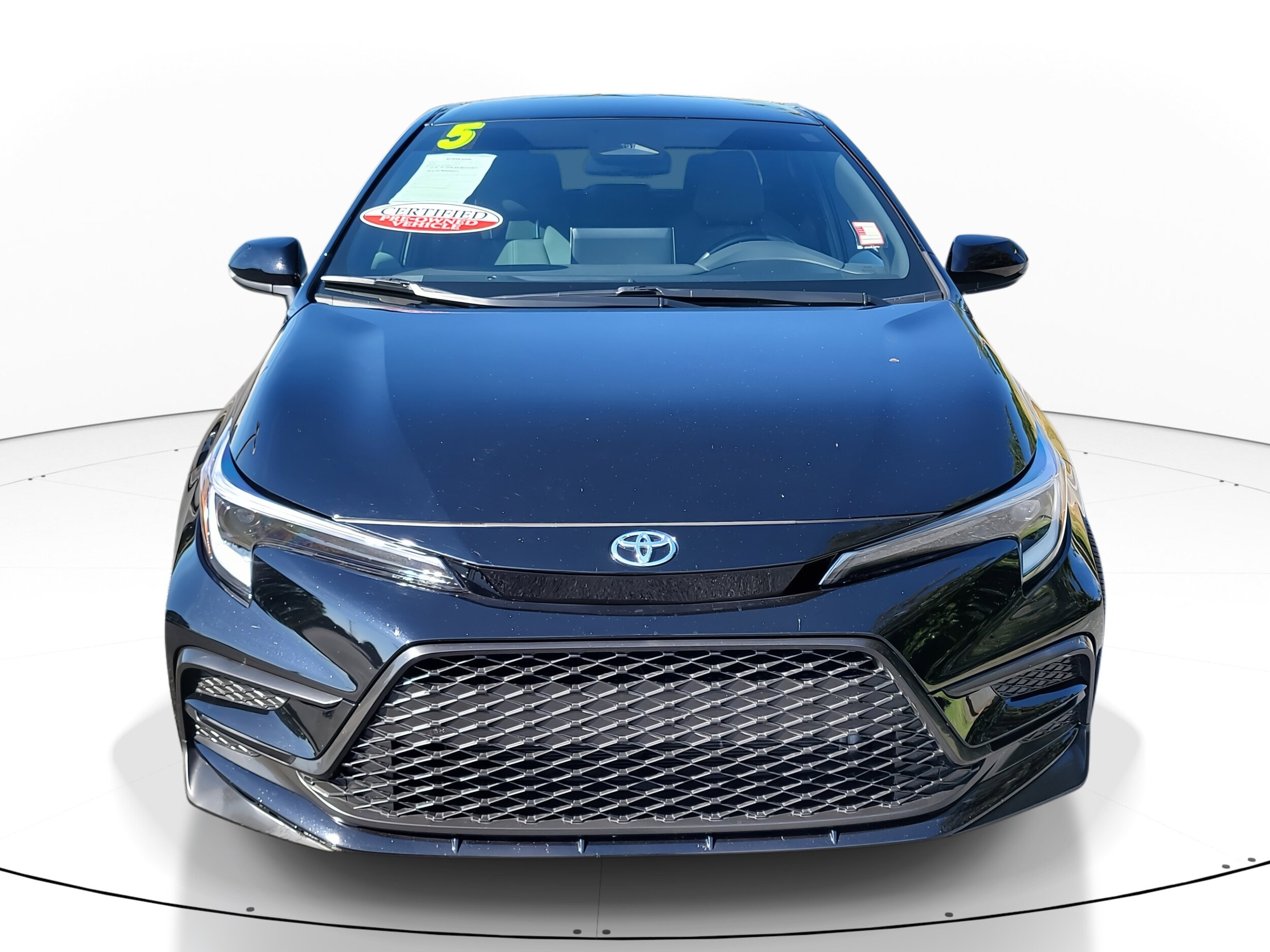 2025 Toyota Corolla SE photo 2