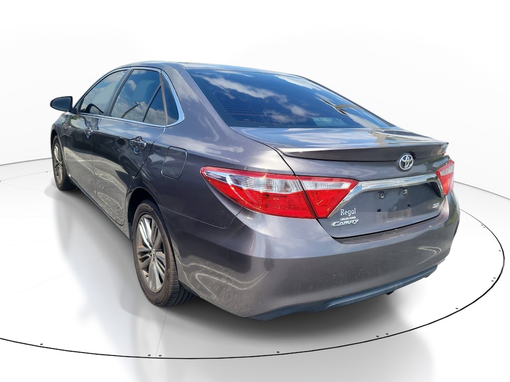 Used 2016 Toyota Camry XLE Sedan