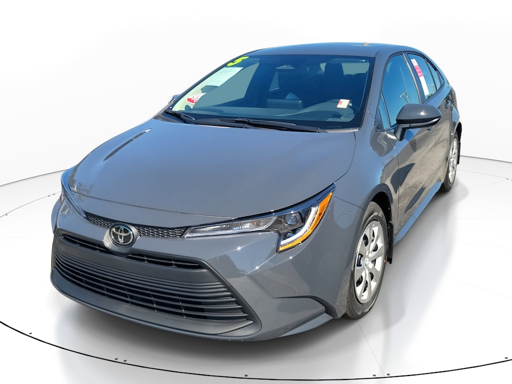 Used 2025 Toyota Corolla LE Sedan