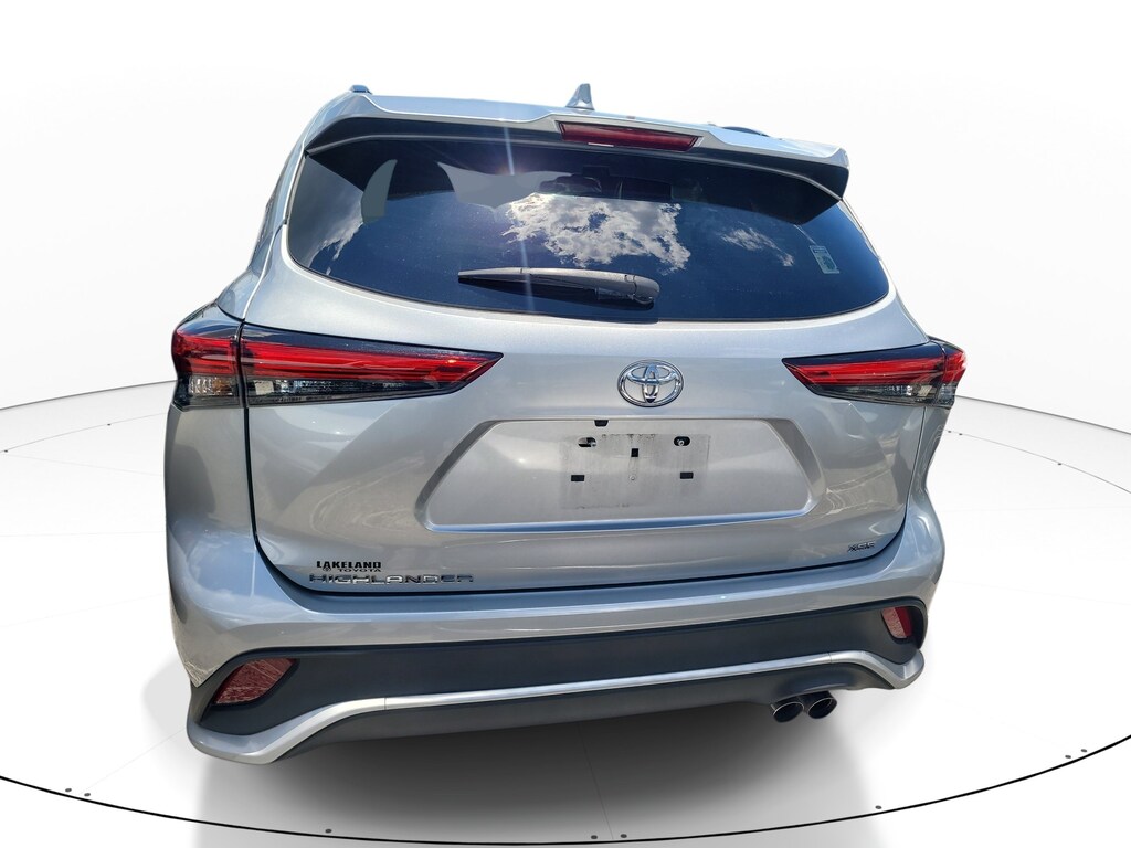 Used 2023 Toyota Highlander XSE SUV