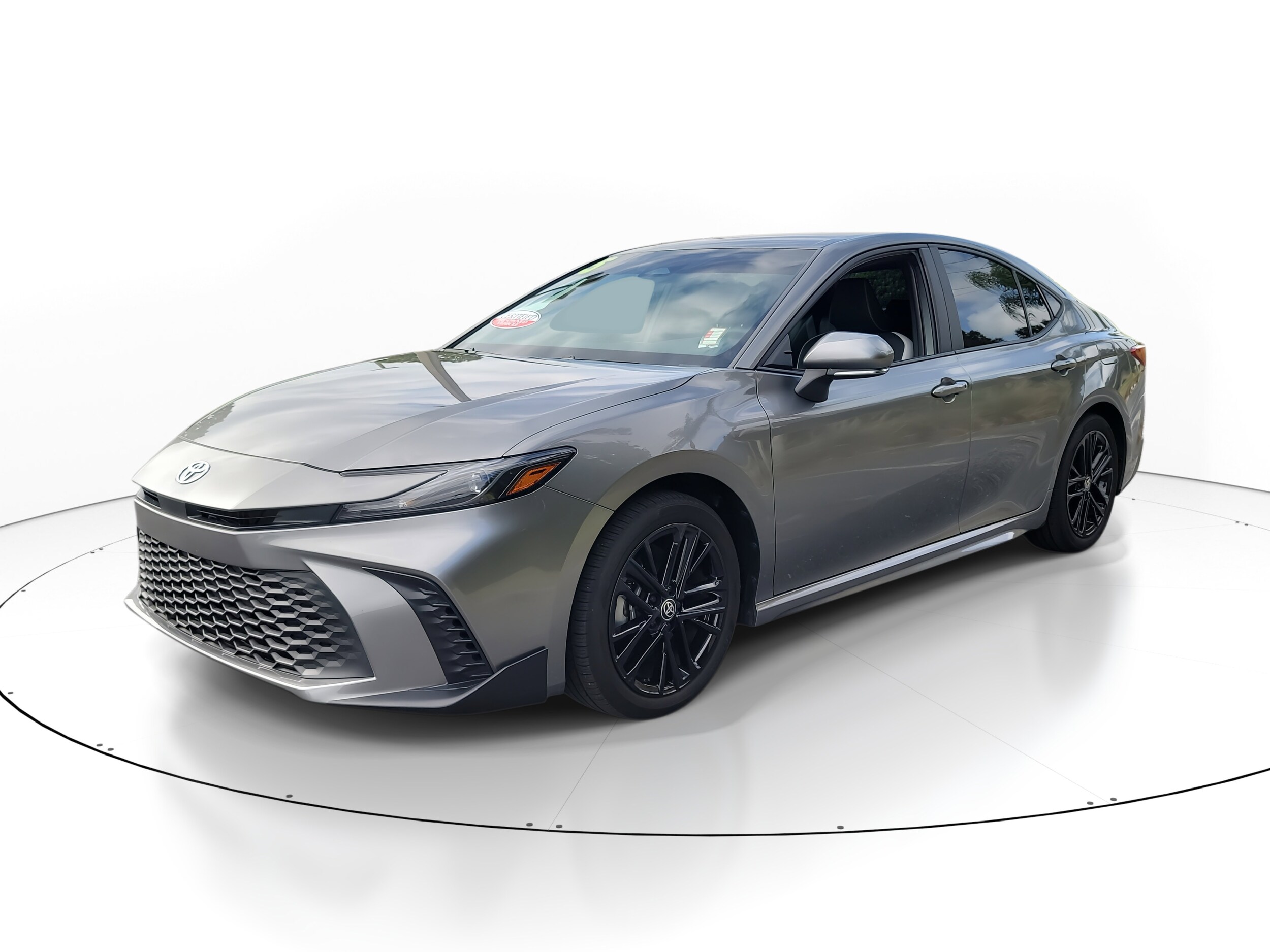 2025 Toyota Camry SE photo 3