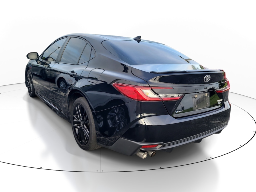 Used 2025 Toyota Camry SE Sedan