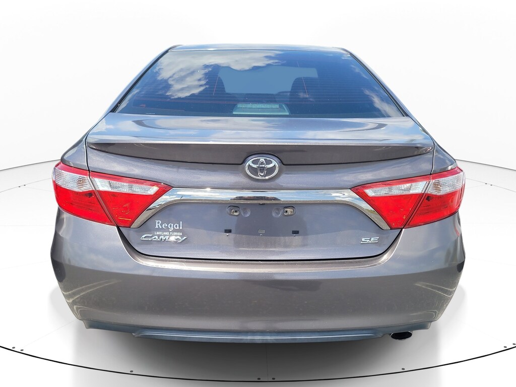 Used 2016 Toyota Camry XLE Sedan