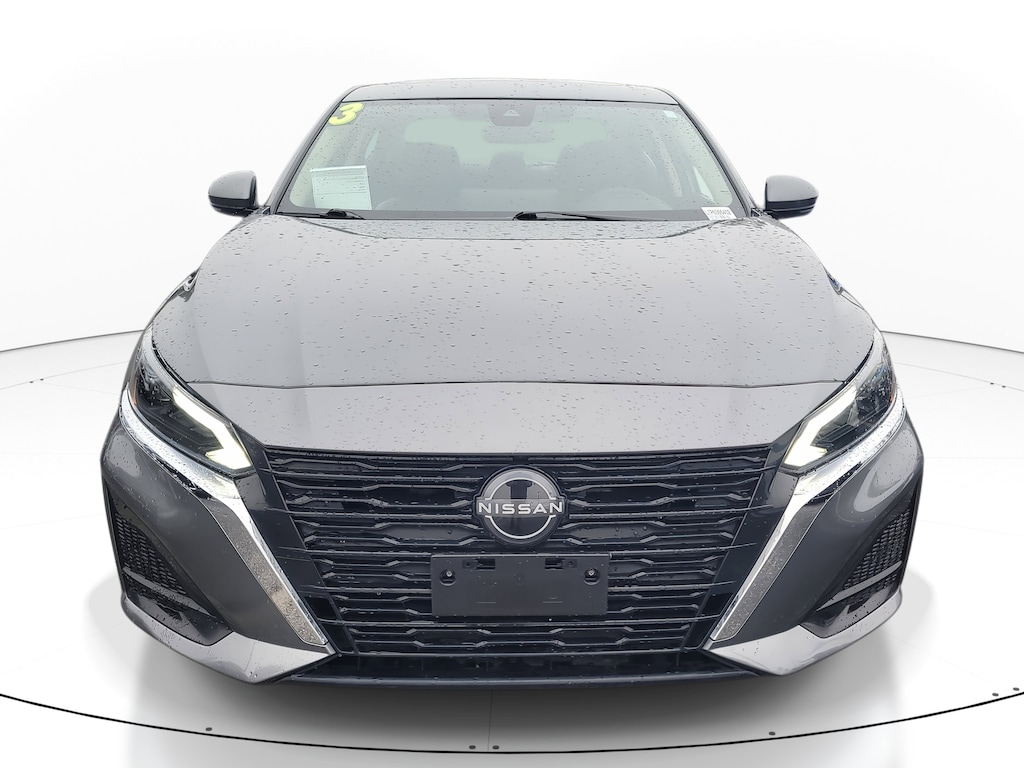 Used 2023 Nissan Altima 2.5 SL Sedan