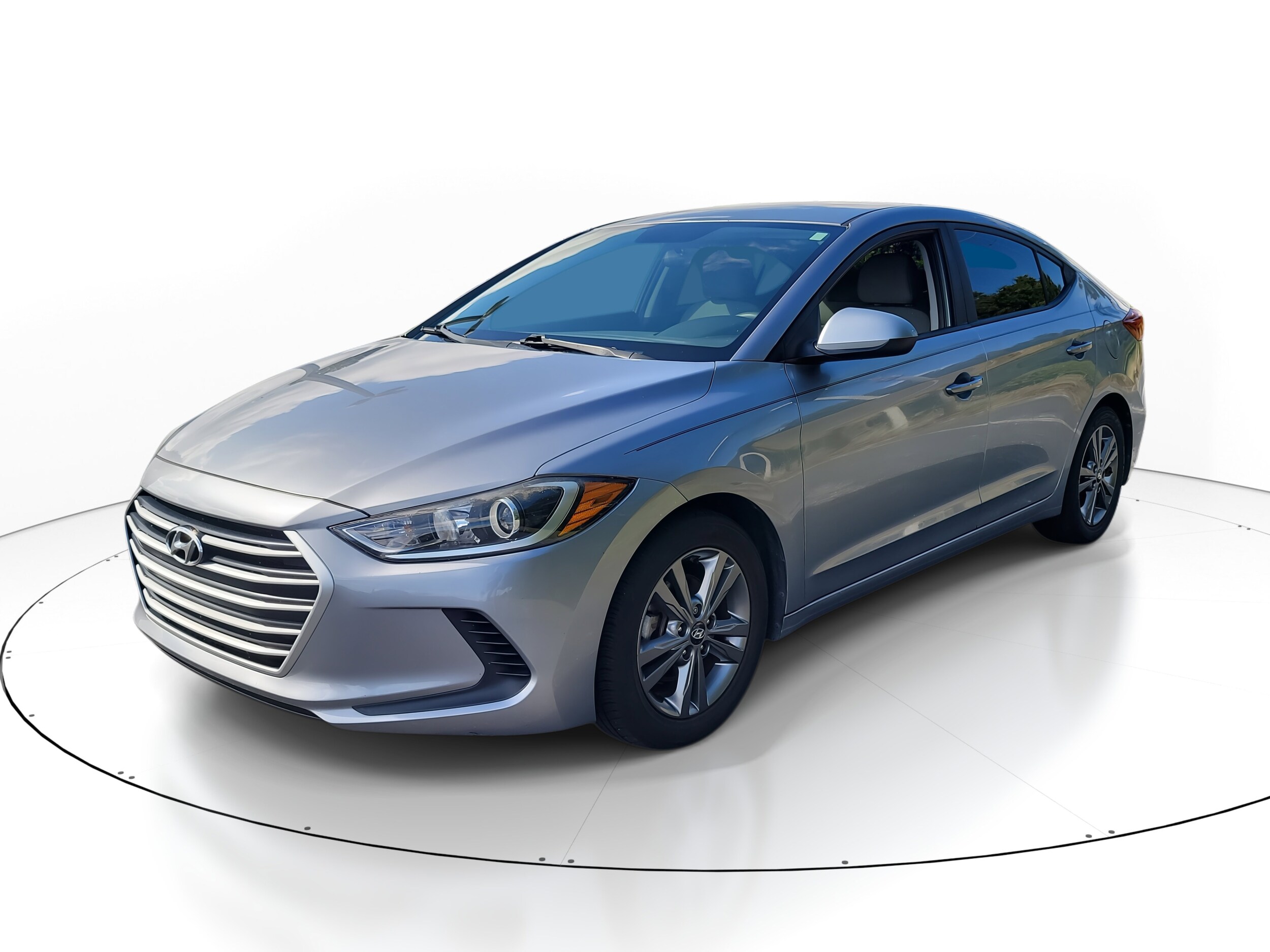 2017 Hyundai Elantra SE photo 2