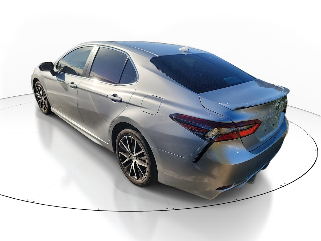 Used 2024 Toyota Camry SE Sedan