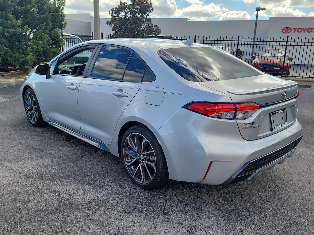 Used 2020 Toyota Corolla SE Sedan