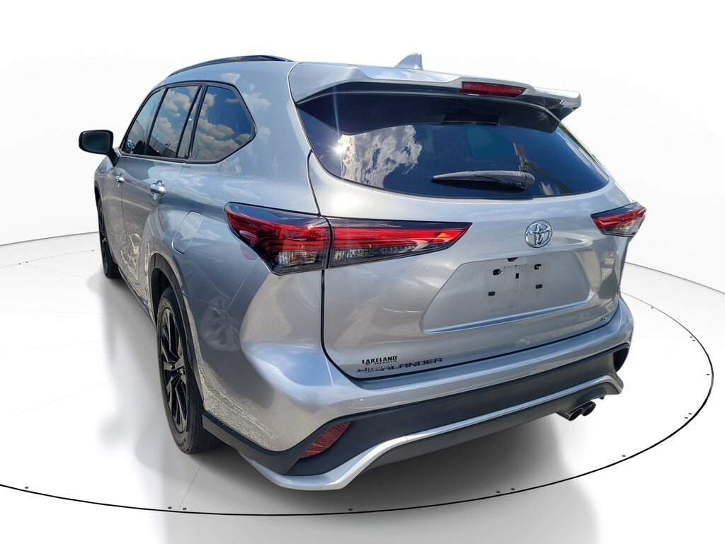 Used 2023 Toyota Highlander XSE SUV