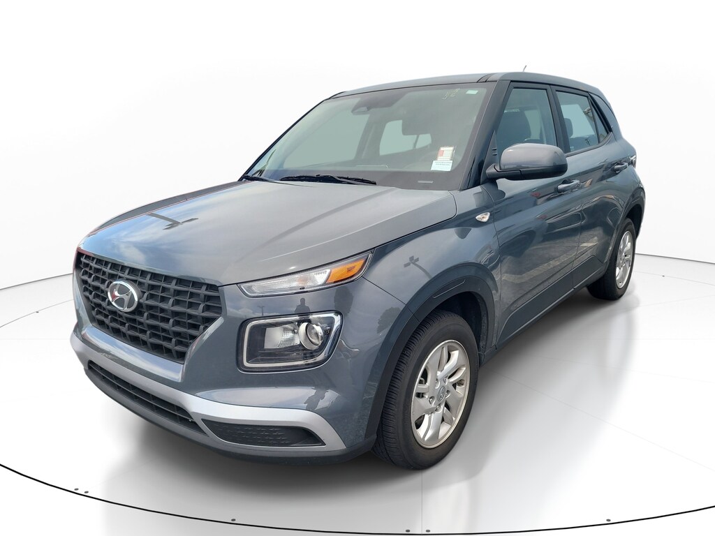Used 2025 Hyundai Venue SE SUV