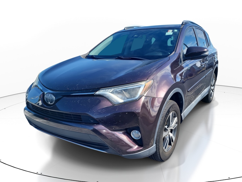 Used 2018 Toyota RAV4 XLE SUV