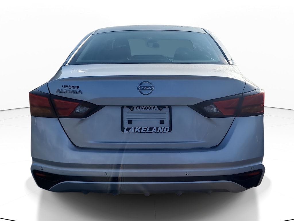 Used 2024 Nissan Altima 2.5 S Sedan