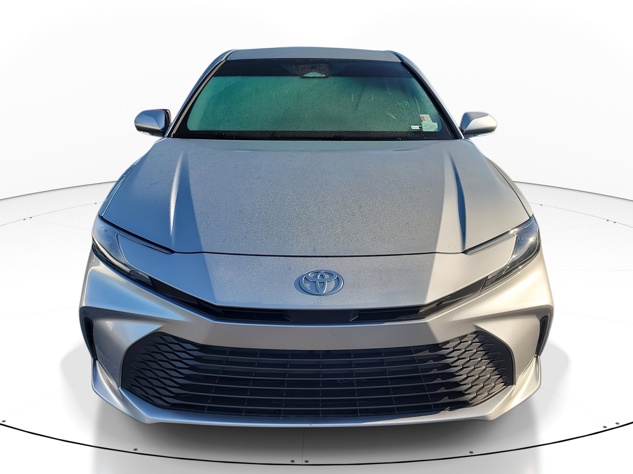 2025 Toyota Camry LE photo 2