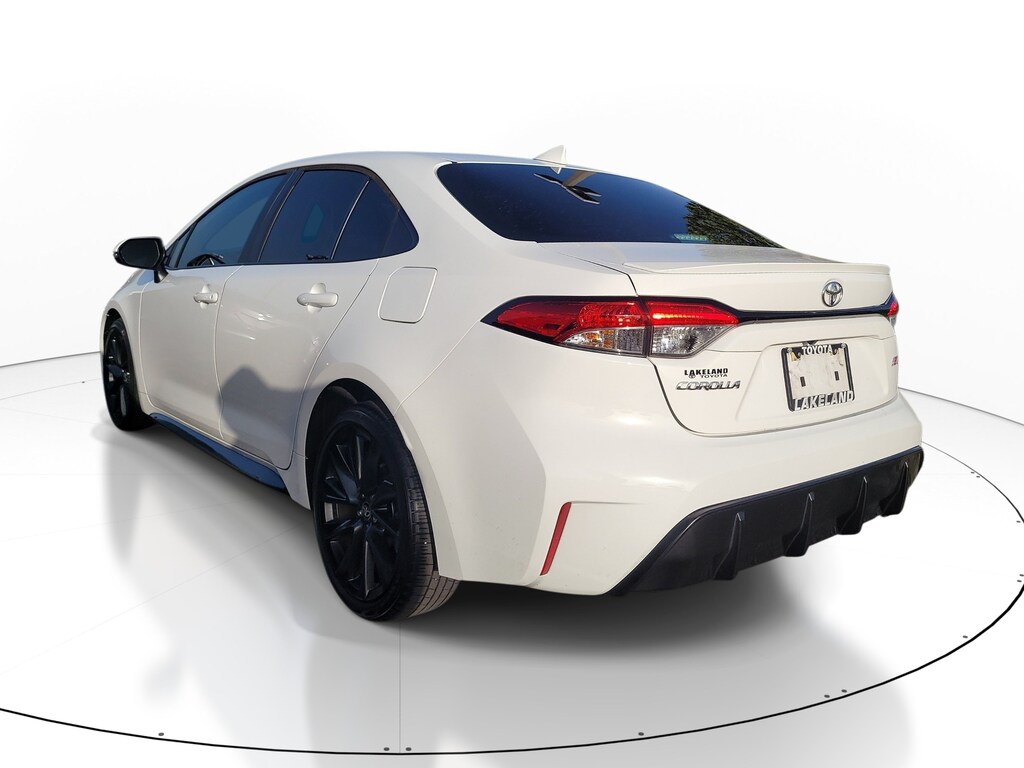 Used 2024 Toyota Corolla SE Sedan