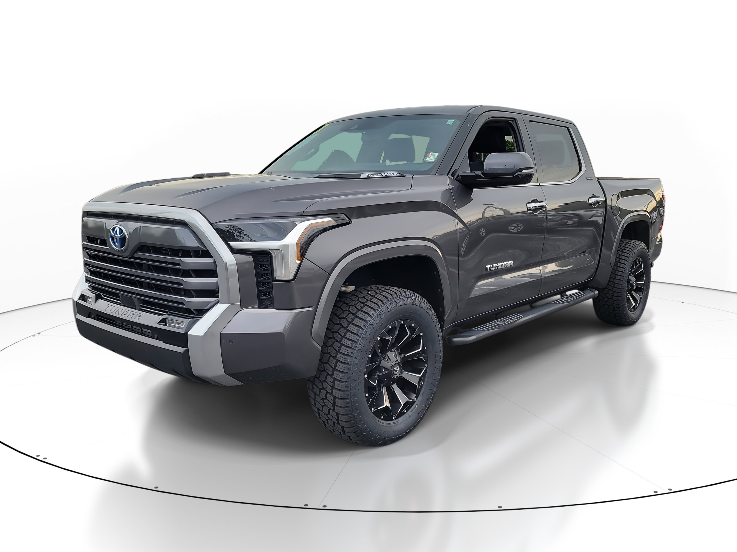 2023 Toyota Tundra Limited photo 3