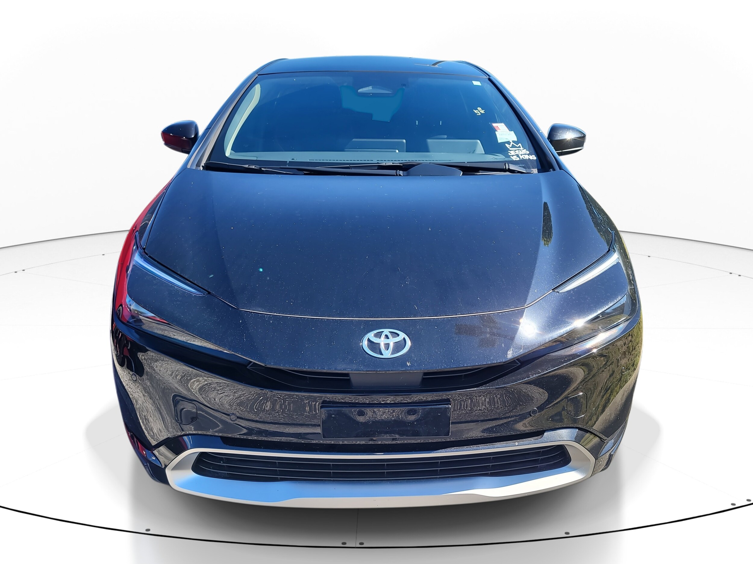 2024 Toyota Prius Prime XSE photo 2
