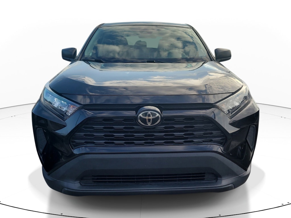 Used 2022 Toyota RAV4 LE SUV