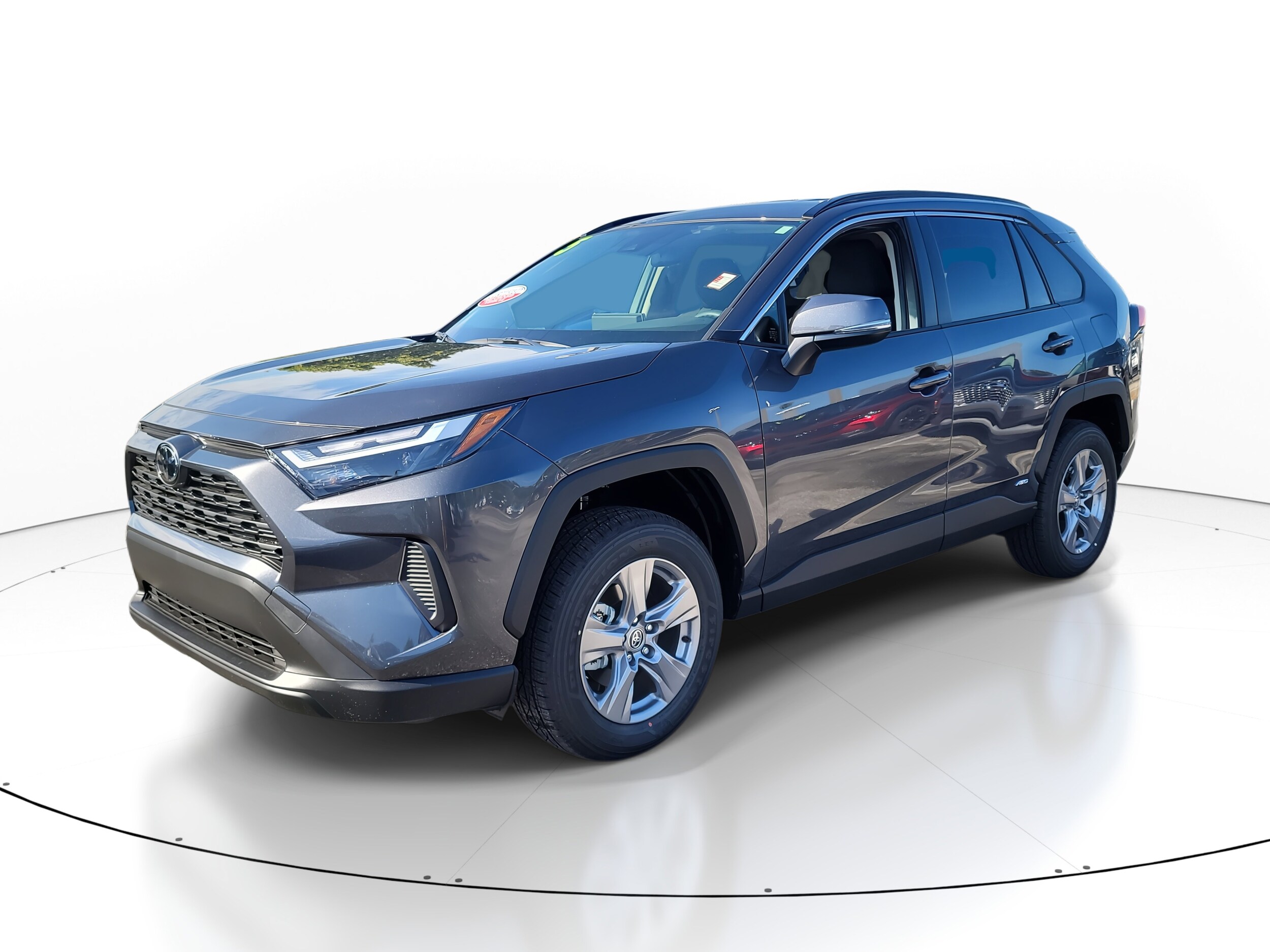 2025 Toyota RAV4 Hybrid LE photo 3