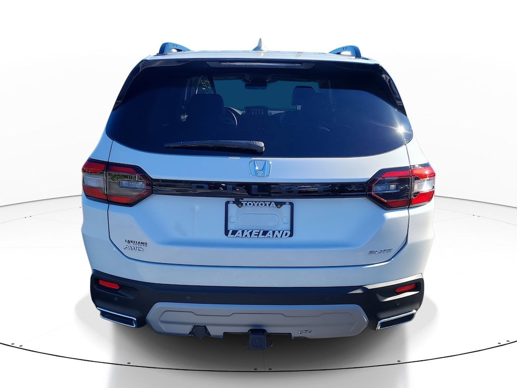 Used 2025 Honda Pilot Elite SUV