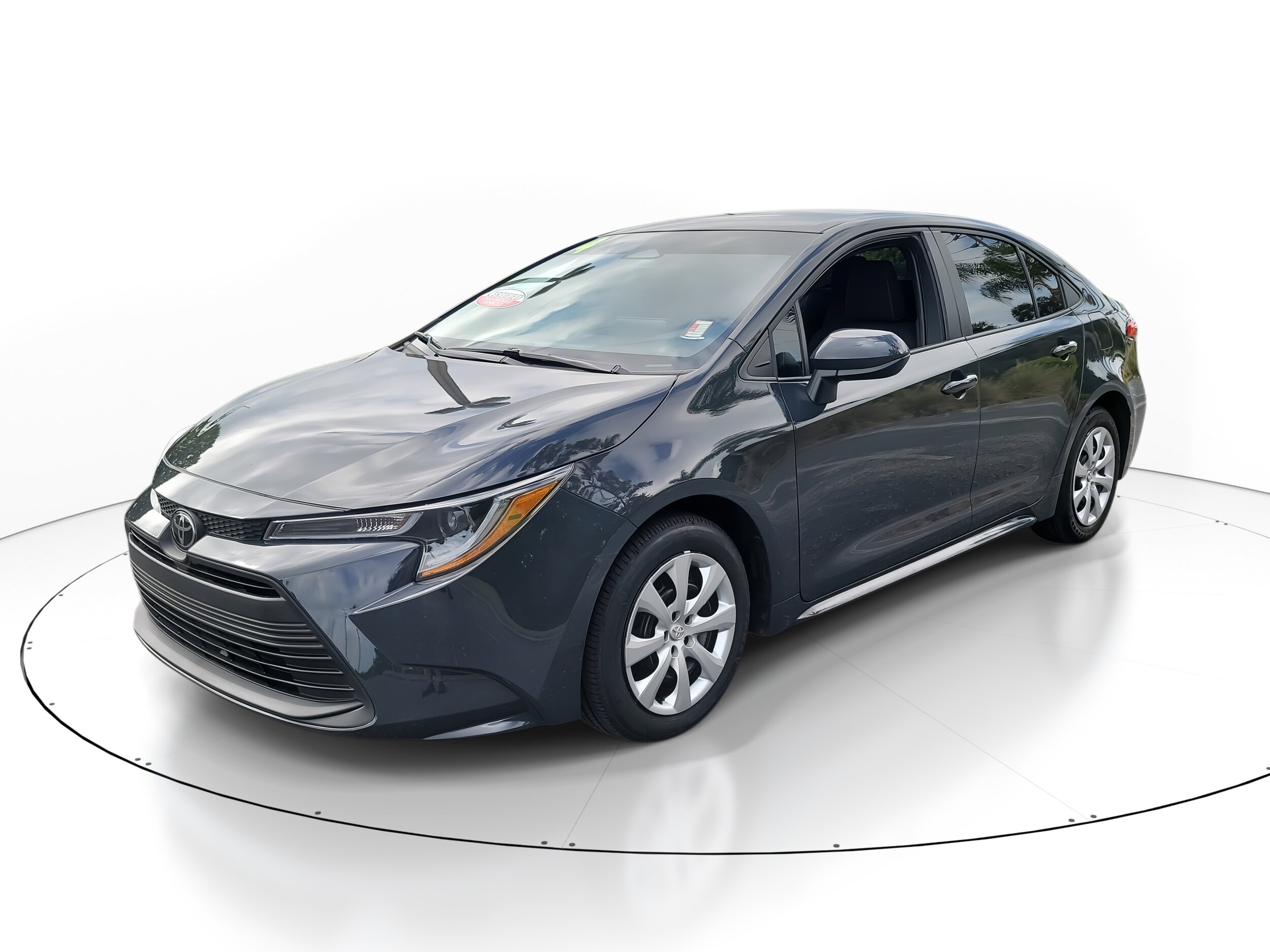2024 Toyota Corolla LE photo 3